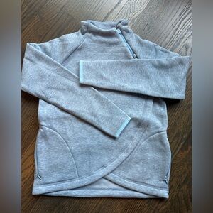 Athleta Girl sports top - so soft and barely worn.